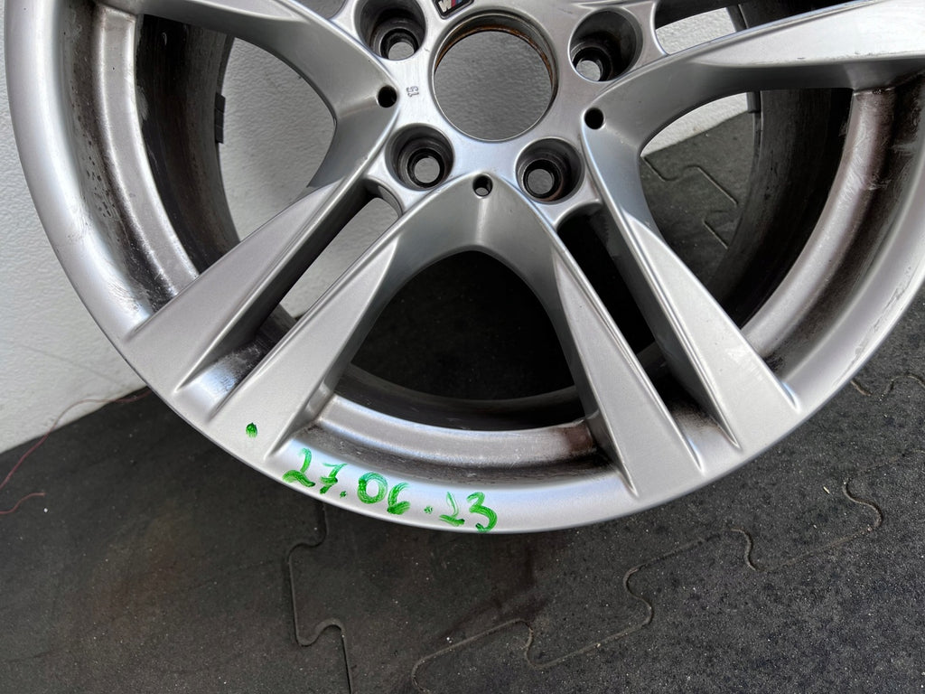 1x Alufelge 18 Zoll 9.0" 5x120 41ET Glanz Silber 7842637 BMW X1 E84 Rim Wheel FEL7898746057cs