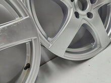 Load image into Gallery viewer, 1x Alufelge 17 Zoll Kia Stonic Rim Wheel FEL4489509069qy
