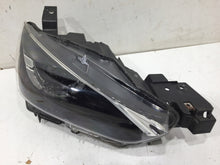 Laden Sie das Bild in den Galerie-Viewer, Frontscheinwerfer Mazda Cx3 D10E-51030KOD LED Rechts Scheinwerfer Headlight SCH7994989169hk