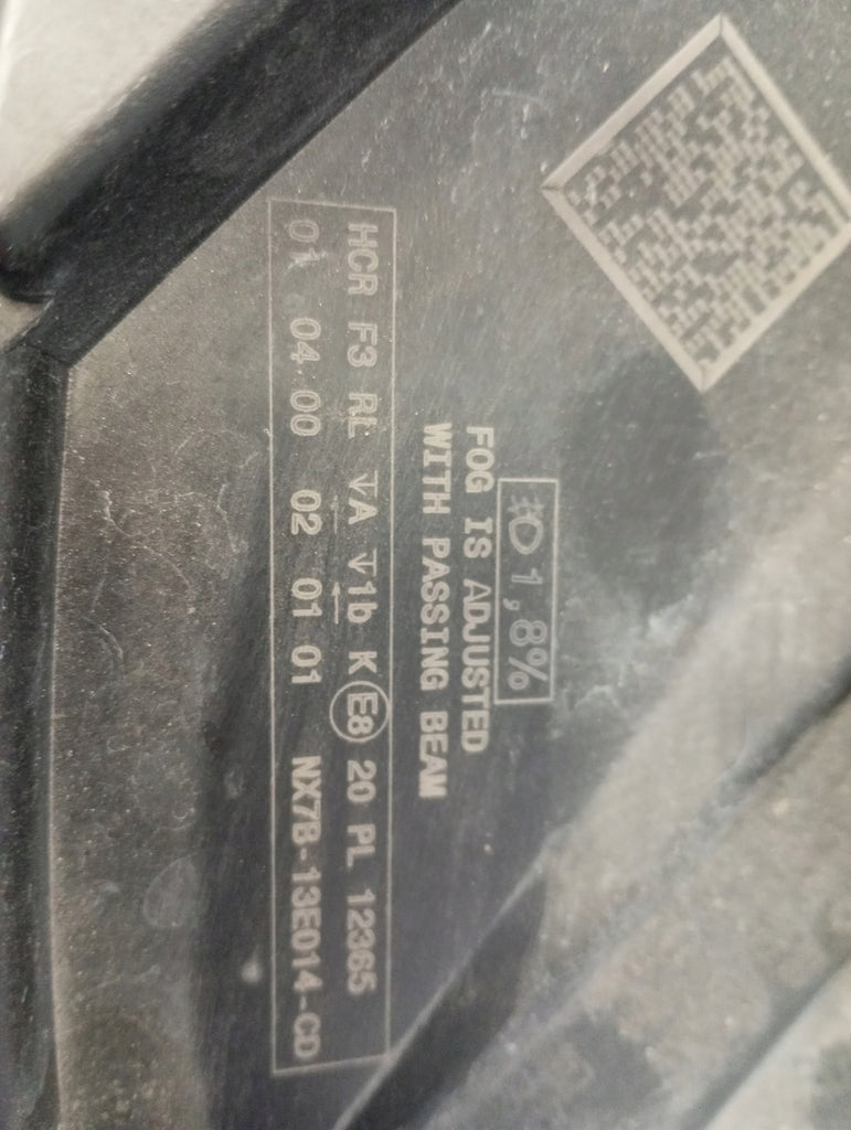 Frontscheinwerfer Ford Focus NX7B-13E015-CD NX7B-13E014-CD LED Rechts oder Links SCH8410398052ut