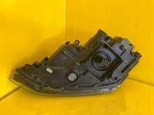 Laden Sie das Bild in den Galerie-Viewer, Frontscheinwerfer VW Polo 2G1941036H LED Rechts Scheinwerfer Headlight