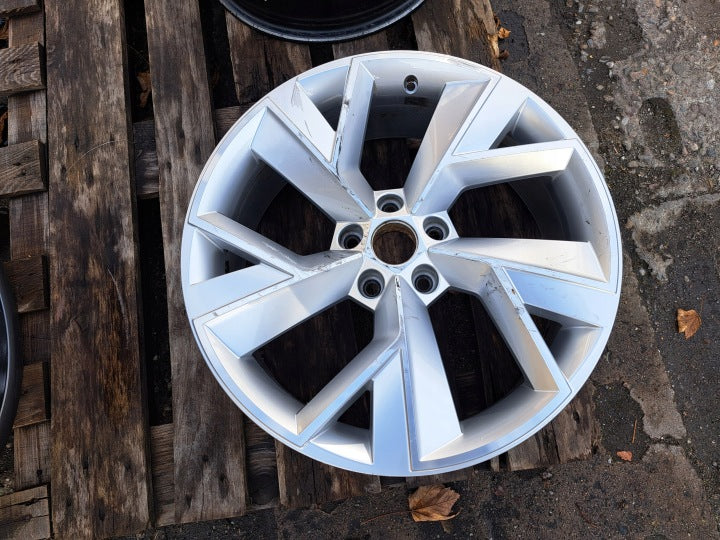 1x Alufelge 19 Zoll 7.0" 5x112 43ET Glanz Silber 565601025F Skoda Kodiaq FEL9516270905ep