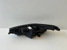 Laden Sie das Bild in den Galerie-Viewer, Frontscheinwerfer Renault Captur II 260559510R 260107674R LED Rechts Headlight SCH5274538812xf