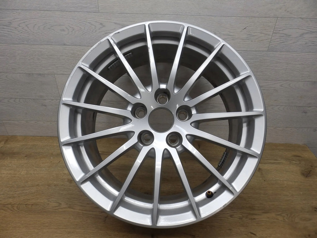 1x Alufelge 17 Zoll 7.5" 5x112 29ET 8W0601025 Audi A4 B9 Rim Wheel