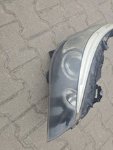 Laden Sie das Bild in den Galerie-Viewer, Frontscheinwerfer BMW E60 E61 15876200 15876100 Xenon Rechts oder Links SCH1325592459us