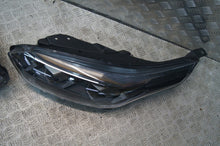 Laden Sie das Bild in den Galerie-Viewer, Frontscheinwerfer Kia Ceed 92101J7500 Ein Stück (Rechts oder Links) Headlight