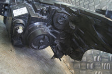 Laden Sie das Bild in den Galerie-Viewer, Frontscheinwerfer Renault Trafic III 260609947R 260104182R LED Ein Satz SCH9332566663ez