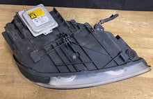 Laden Sie das Bild in den Galerie-Viewer, Frontscheinwerfer Porsche Cayenne 7L5941031G 1ZS009275-01 Xenon Links Headlight