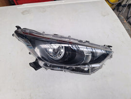 Frontscheinwerfer Toyota Yaris LED Rechts Scheinwerfer Headlight