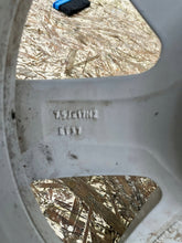 Laden Sie das Bild in den Galerie-Viewer, 1x Alufelge 17 Zoll 7.5" 5x112 4G0601025L Audi A6 C7 Rim Wheel FEL3502312034ty