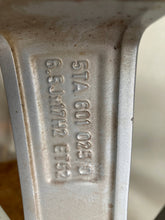 Load image into Gallery viewer, 1x Alufelge 17 Zoll 6.5" 5x112 52ET Glanz Silber 5TA601025D VW Passat Rim Wheel FEL6591589518wa