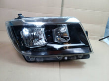 Load image into Gallery viewer, Frontscheinwerfer VW Crafter 7C1941006B Rechts Scheinwerfer Headlight SCH2380420123ah