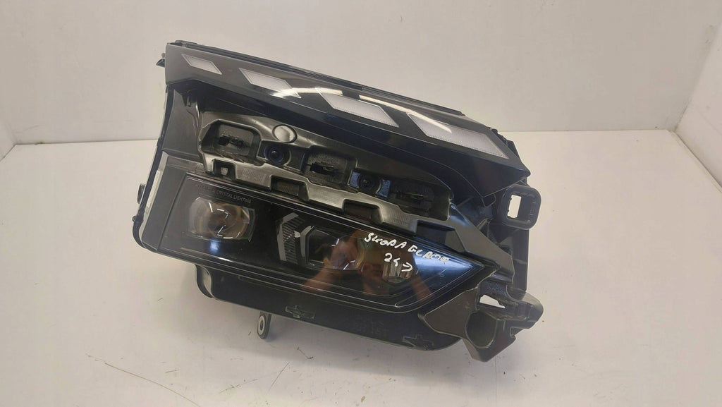 Frontscheinwerfer Skoda 5LB941036A LED Rechts Scheinwerfer Headlight SCH9402519856sa
