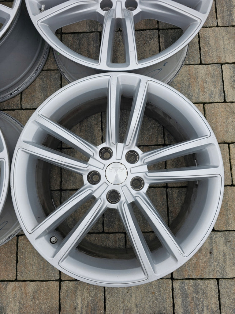 4x Alufelge 19 Zoll 8.0" 5x120 40ET Glanz Silber 6007214-00-D Tesla Model S FEL8048573631bs