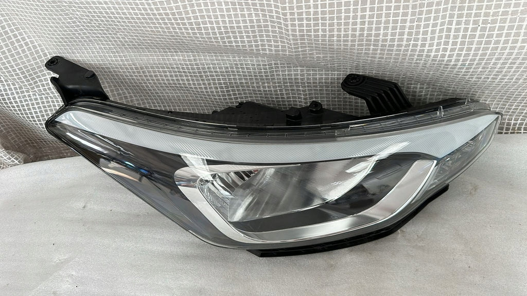 Frontscheinwerfer Hyundai I20 Rechts Scheinwerfer Headlight