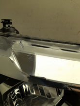 Load image into Gallery viewer, Frontscheinwerfer VW Crafter 7C1941006B Rechts Scheinwerfer Headlight SCH8810652753od