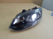 Laden Sie das Bild in den Galerie-Viewer, Frontscheinwerfer VW Polo 6R1941015E Links Scheinwerfer Headlight SCH1737490300lb