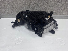 Laden Sie das Bild in den Galerie-Viewer, Frontscheinwerfer VW T-Roc 2GA941035AH Links Scheinwerfer Headlight SCH1772330053oo