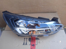 Laden Sie das Bild in den Galerie-Viewer, Frontscheinwerfer Ford Focus JX7B-13E014-CE LED Rechts Scheinwerfer Headlight