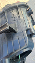Laden Sie das Bild in den Galerie-Viewer, Frontscheinwerfer Hyundai Santa Fe Xenon Rechts Scheinwerfer Headlight SCH8115532386sx