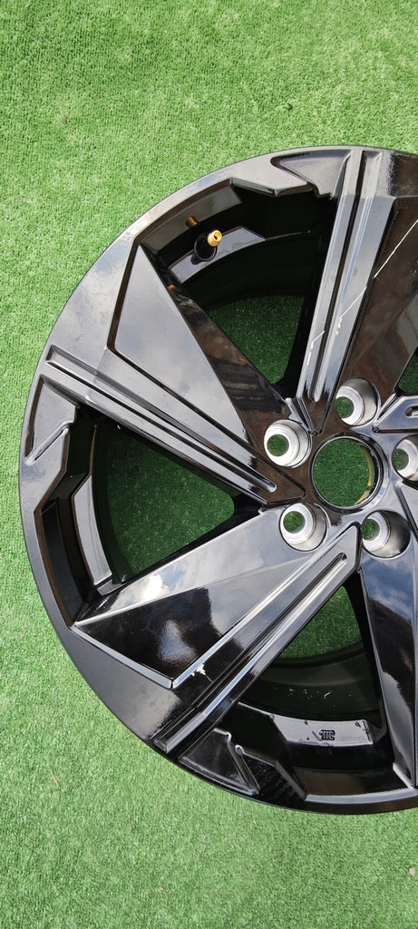 1x Alufelge 18 Zoll 7.0" 5x114.3 38ET Mitsubishi Eclipse Cross Rim Wheel