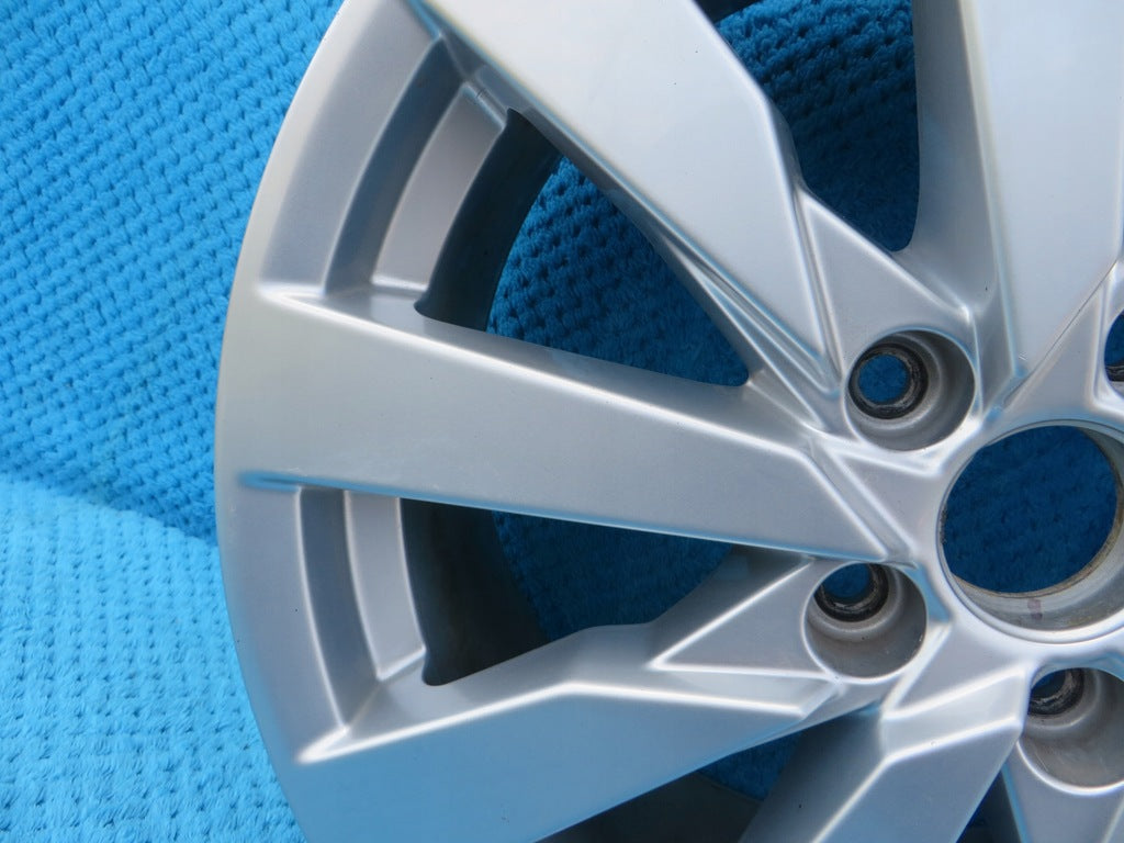 1x Alufelge 17 Zoll 7.5" 5x112 43ET 8V0601025DE Audi A3 Rim Wheel FEL5918863804jz