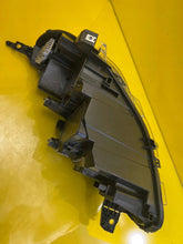 Load image into Gallery viewer, Frontscheinwerfer Opel Zafira Vivaro C 9847209880 LED Rechts Headlight SCH8680439176gz