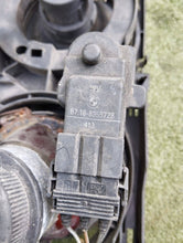 Laden Sie das Bild in den Galerie-Viewer, Frontscheinwerfer BMW 5 E34 8355728 0301384201 Links Scheinwerfer Headlight SCH3628515780jr