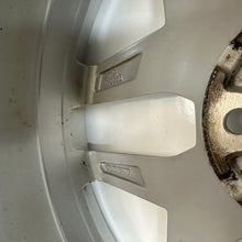 Load image into Gallery viewer, 1x Alufelge 17 Zoll 7.0" 5x100 51ET Glanz Silber 6F0601025 Seat Ibiza Rim Wheel FEL9736391089jf