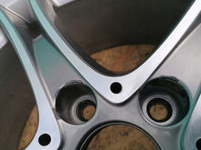 Load image into Gallery viewer, 1x Alufelge 19 Zoll 8.0" 5x120 6854609 BMW 1 F21 F20 Rim Wheel FEL9125050098zm