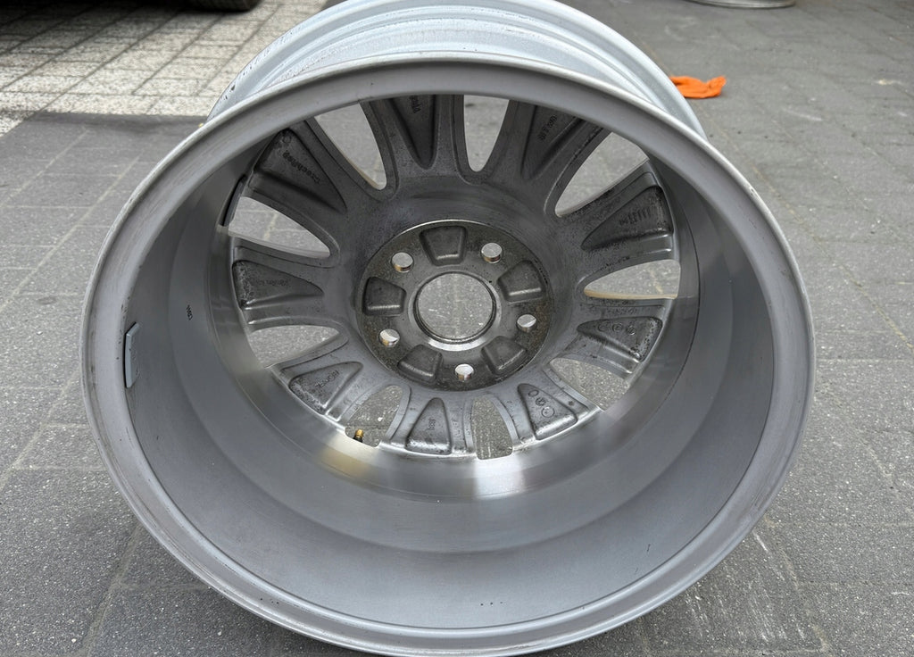 1x Alufelge 16 Zoll 7.0" 5x112 35ET Glanz Silber 4F0601025N Audi Rim Wheel FEL8478471392uv
