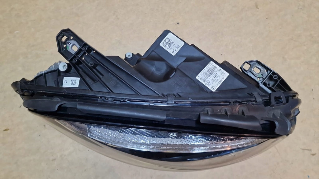 Frontscheinwerfer Mercedes-Benz A2469067001 LED Rechts Scheinwerfer Headlight