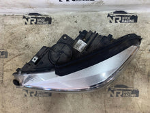 Laden Sie das Bild in den Galerie-Viewer, Frontscheinwerfer BMW 2 F45 F46 7422573 7404867 Ein Stück (Rechts oder Links) SCH6558886642el