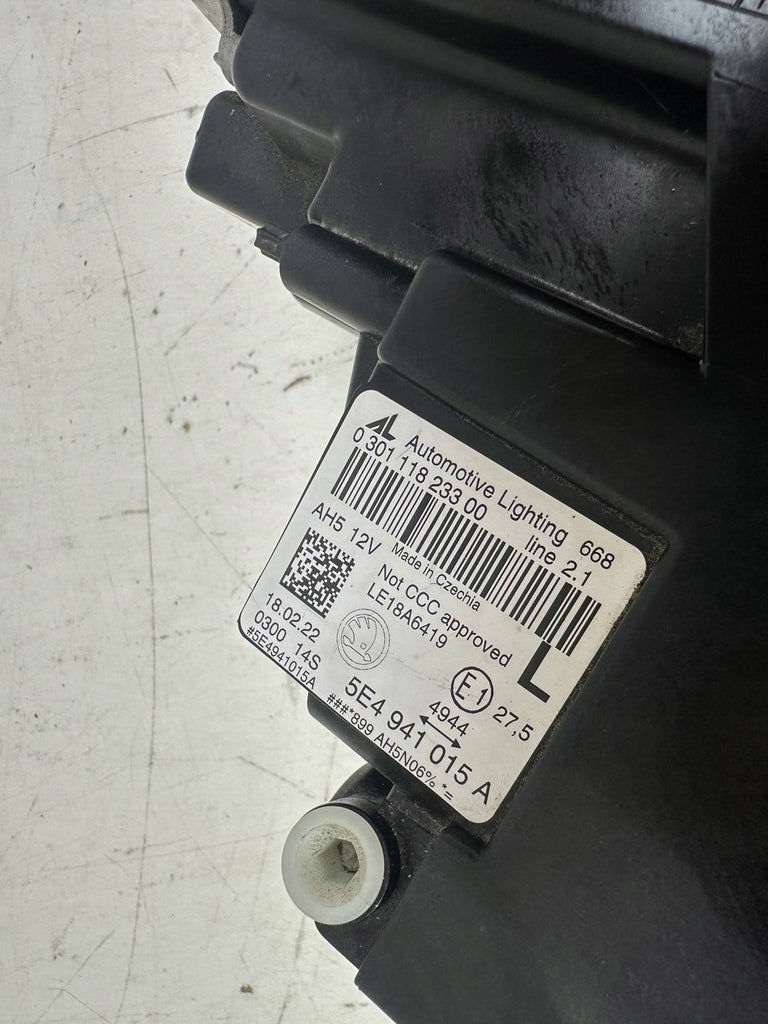 Frontscheinwerfer Skoda Octavia IV 5E4941015A LED Links Scheinwerfer Headlight SCH6043097259sj