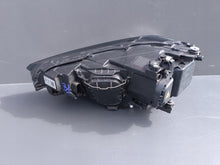 Load image into Gallery viewer, Frontscheinwerfer VW Golf Sportsvan 517941034B Xenon Rechts Headlight SCH7040773453lg