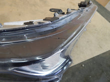 Laden Sie das Bild in den Galerie-Viewer, Frontscheinwerfer Toyota Corolla 81110-02S60 LED Rechts Scheinwerfer Headlight SCH3458209292sv