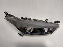 Load image into Gallery viewer, Frontscheinwerfer Toyota Yaris Rechts Scheinwerfer Headlight SCH9558588286ao