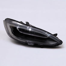 Laden Sie das Bild in den Galerie-Viewer, Frontscheinwerfer Tesla Model S 105357500C LED Rechts Scheinwerfer Headlight