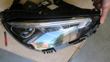 Laden Sie das Bild in den Galerie-Viewer, Frontscheinwerfer Mercedes-Benz A2069068204 LED Rechts Scheinwerfer Headlight SCH9024579423pk