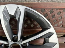 Laden Sie das Bild in den Galerie-Viewer, 1x Alufelge 18 Zoll 5x112 8W9601025C Audi A4 Rim Wheel FEL9684408937ib