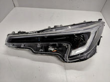 Laden Sie das Bild in den Galerie-Viewer, Frontscheinwerfer Toyota Corolla 81150-02X10 Full LED Links Headlight SCH3123119522vp