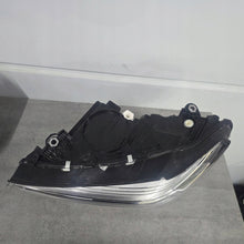 Load image into Gallery viewer, Frontscheinwerfer BMW X3 G01 G02 7466125-06 F00HTB909713 Links Headlight SCH1824424713iq