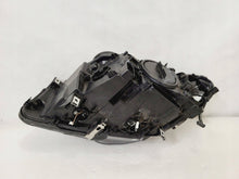 Laden Sie das Bild in den Galerie-Viewer, Frontscheinwerfer BMW 5 F11 F10 7203252-18 A8720325218 Xenon Rechts Headlight SCH8216821995fx