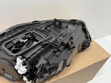 Laden Sie das Bild in den Galerie-Viewer, Frontscheinwerfer Mercedes-Benz W177 A1779064406 LED Rechts Headlight SCH9127159555uv