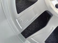 Load image into Gallery viewer, 1x Alufelge 17 Zoll 7.0" 5x112 46ET Glanz Silber 5E3601025E Skoda Octavia Iv FEL2857343369em