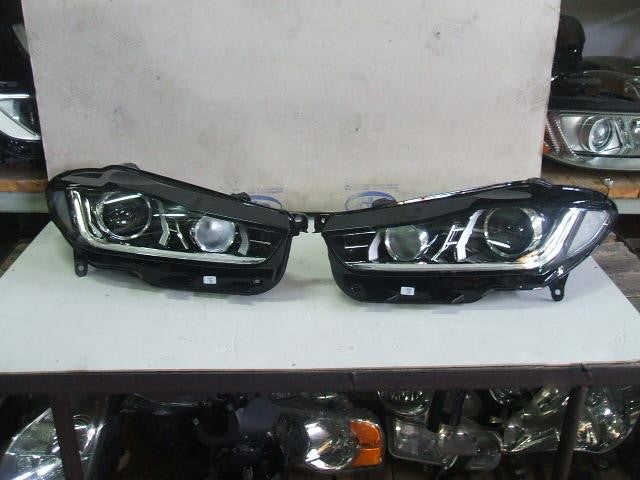 Frontscheinwerfer Jaguar Xe X760 GX73-13W029-E GX73-13W030-E Ein Satz Headlight SCH2625098025xe