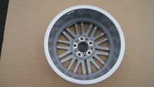 Laden Sie das Bild in den Galerie-Viewer, 1x Alufelge 17 Zoll 8.0" 5x120 7846783 BMW 1 Rim Wheel FEL3367459507lb