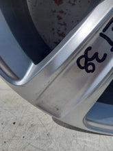 Load image into Gallery viewer, 1x Alufelge 18 Zoll 8.0&quot; 5x112 38ET Glanz Silber A2534012100 Mercedes-Benz Glc