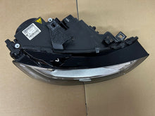 Laden Sie das Bild in den Galerie-Viewer, Frontscheinwerfer Audi A4 B8 8K0941044 Rechts Scheinwerfer Headlight SCH1667917506yt