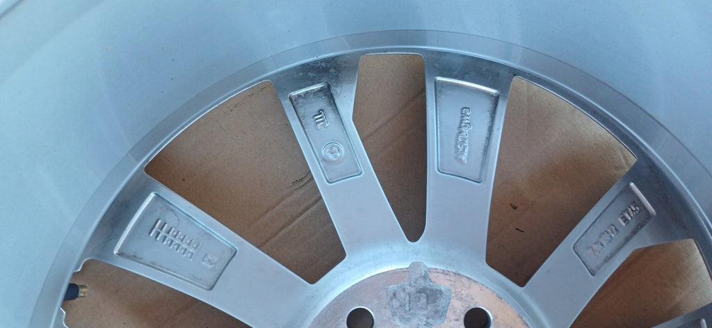 1x Alufelge 18 Zoll 7.0" 5x112 45ET Glanz Silber 57A601025AD Mg I Rim Wheel FEL3165917369ol